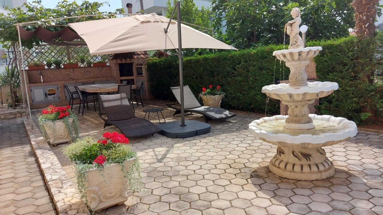 Apartments Kivi Novigrad Istria Extérieur photo