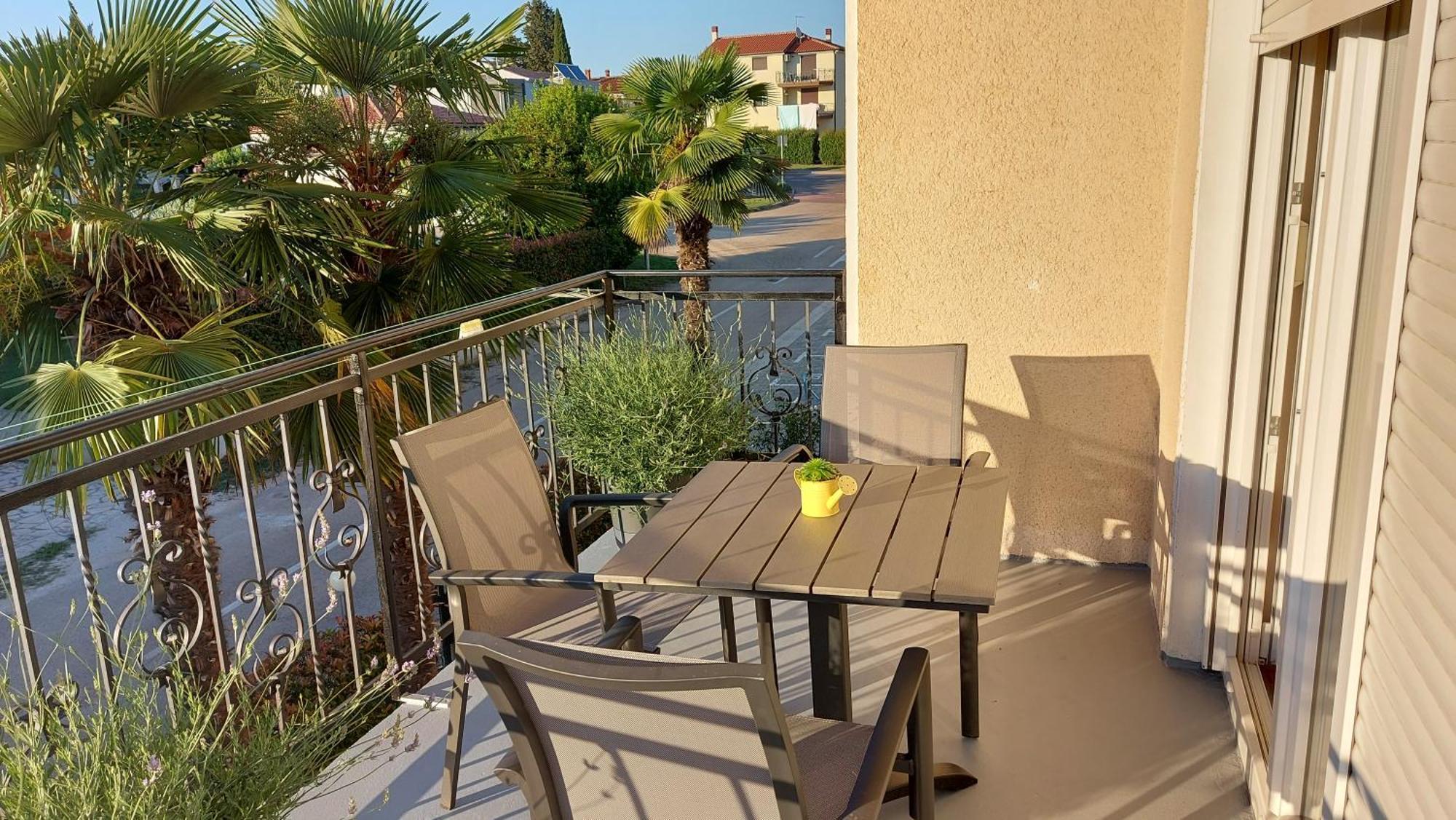 Apartments Kivi Novigrad Istria Extérieur photo